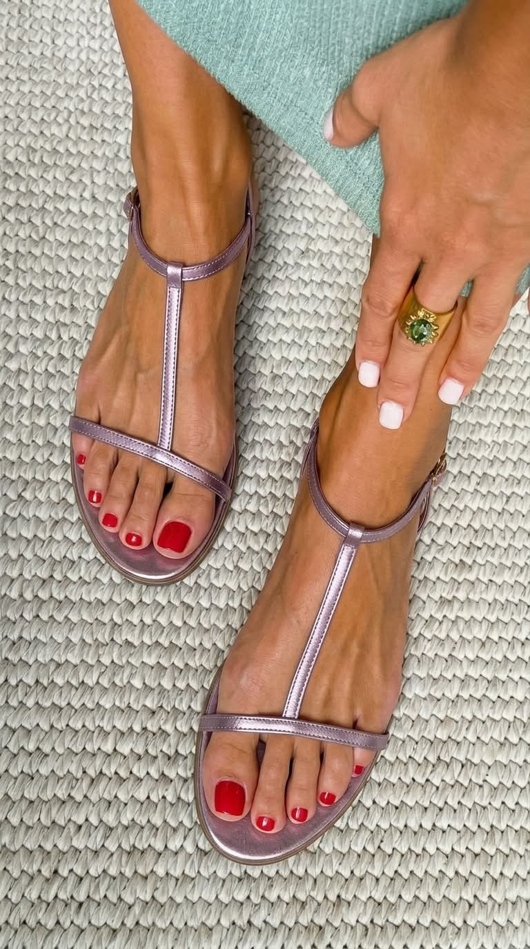 Willie | Golden Spring Sandals
