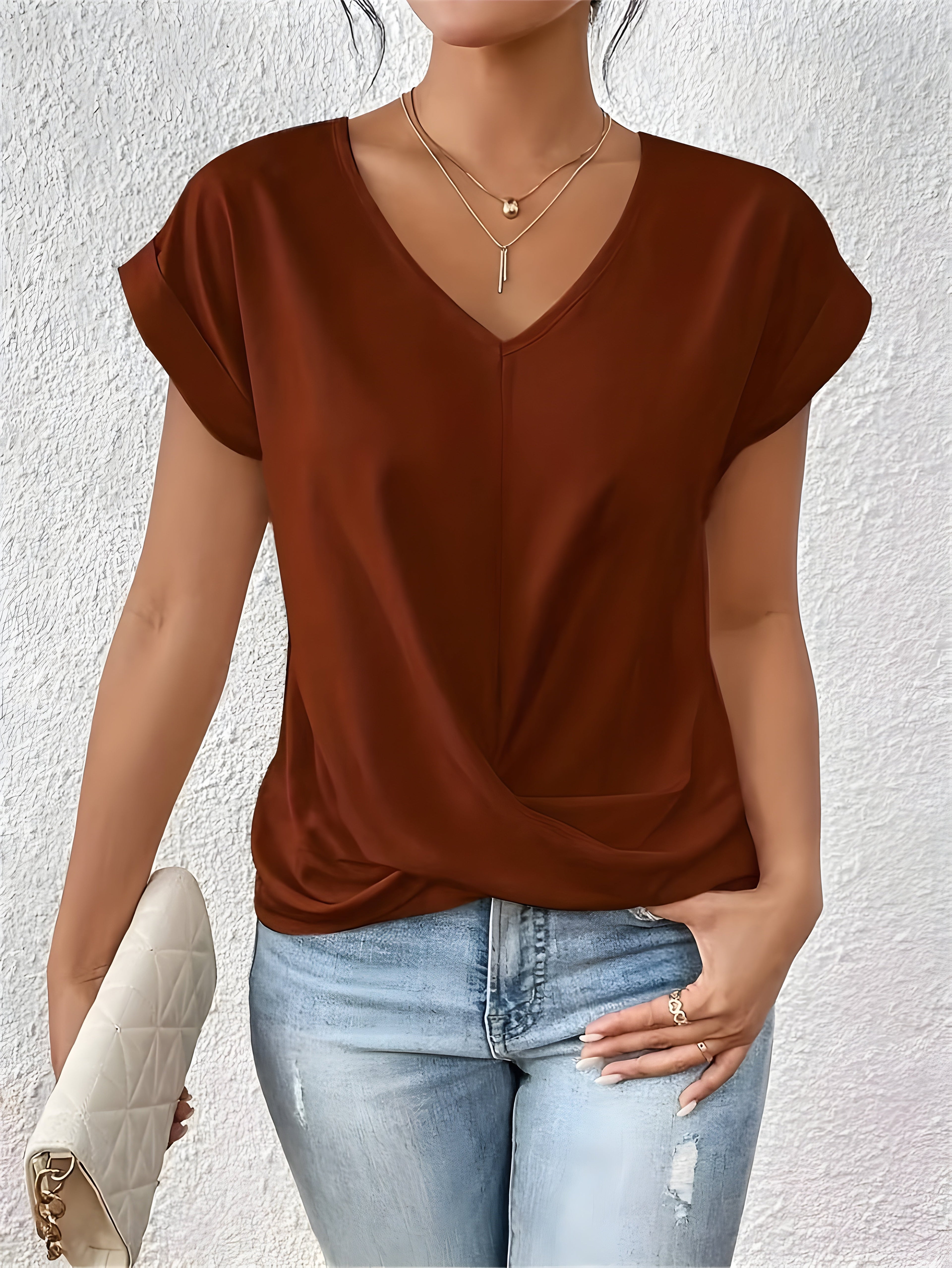 Leila | Twist-Front V-Neck Knit Top